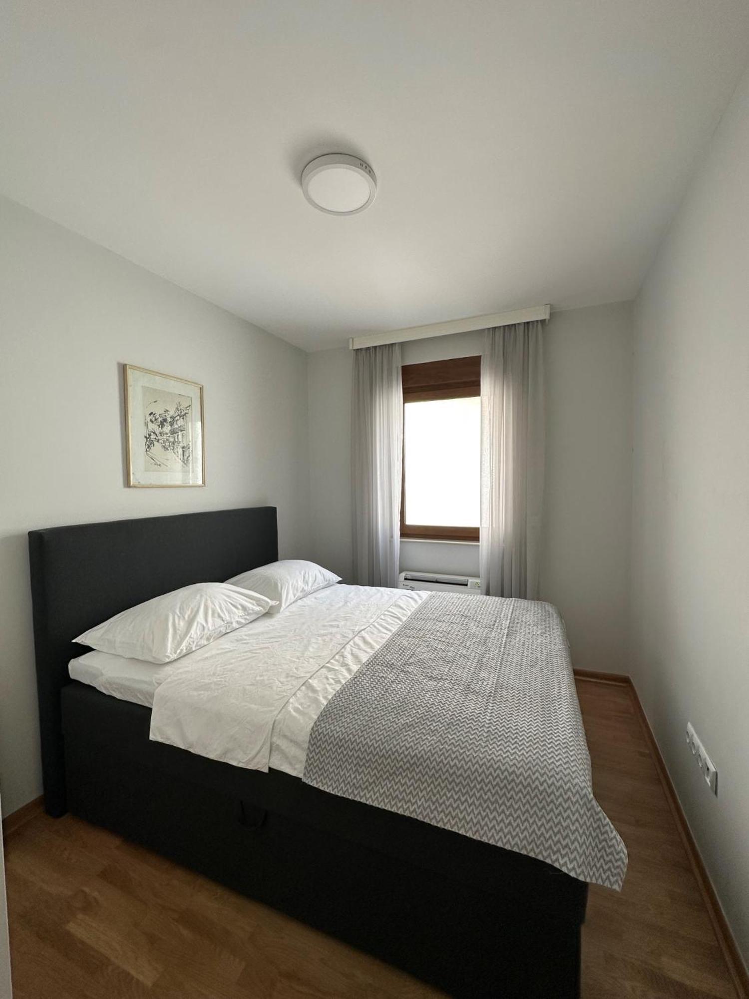 Captain'S Luxury Apartments Мостар Екстериор снимка