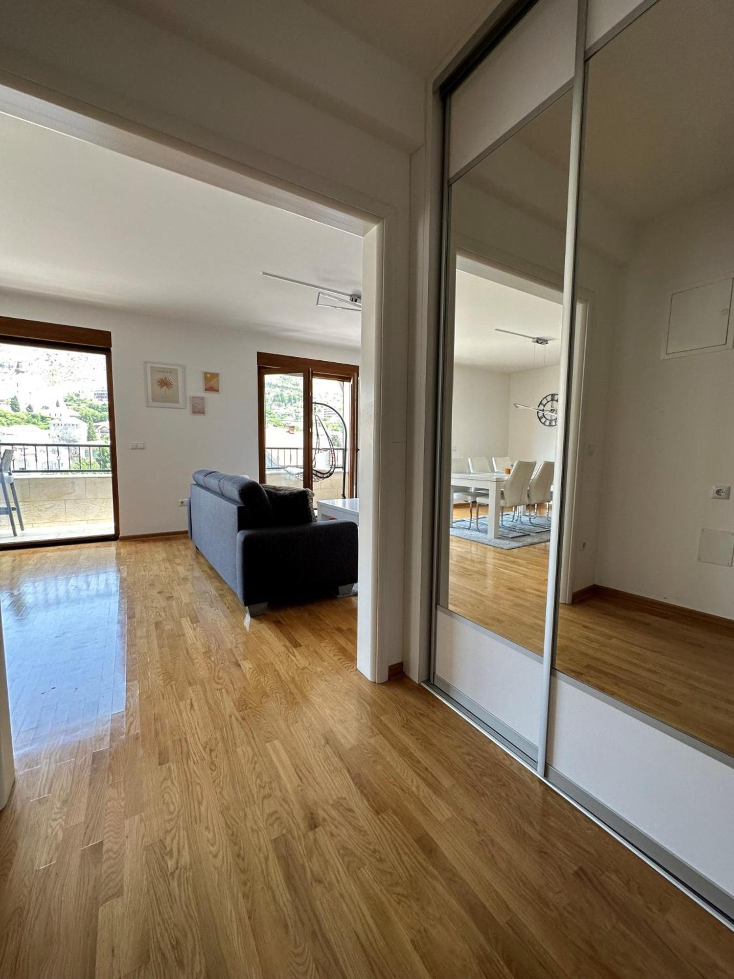 Captain'S Luxury Apartments Мостар Екстериор снимка